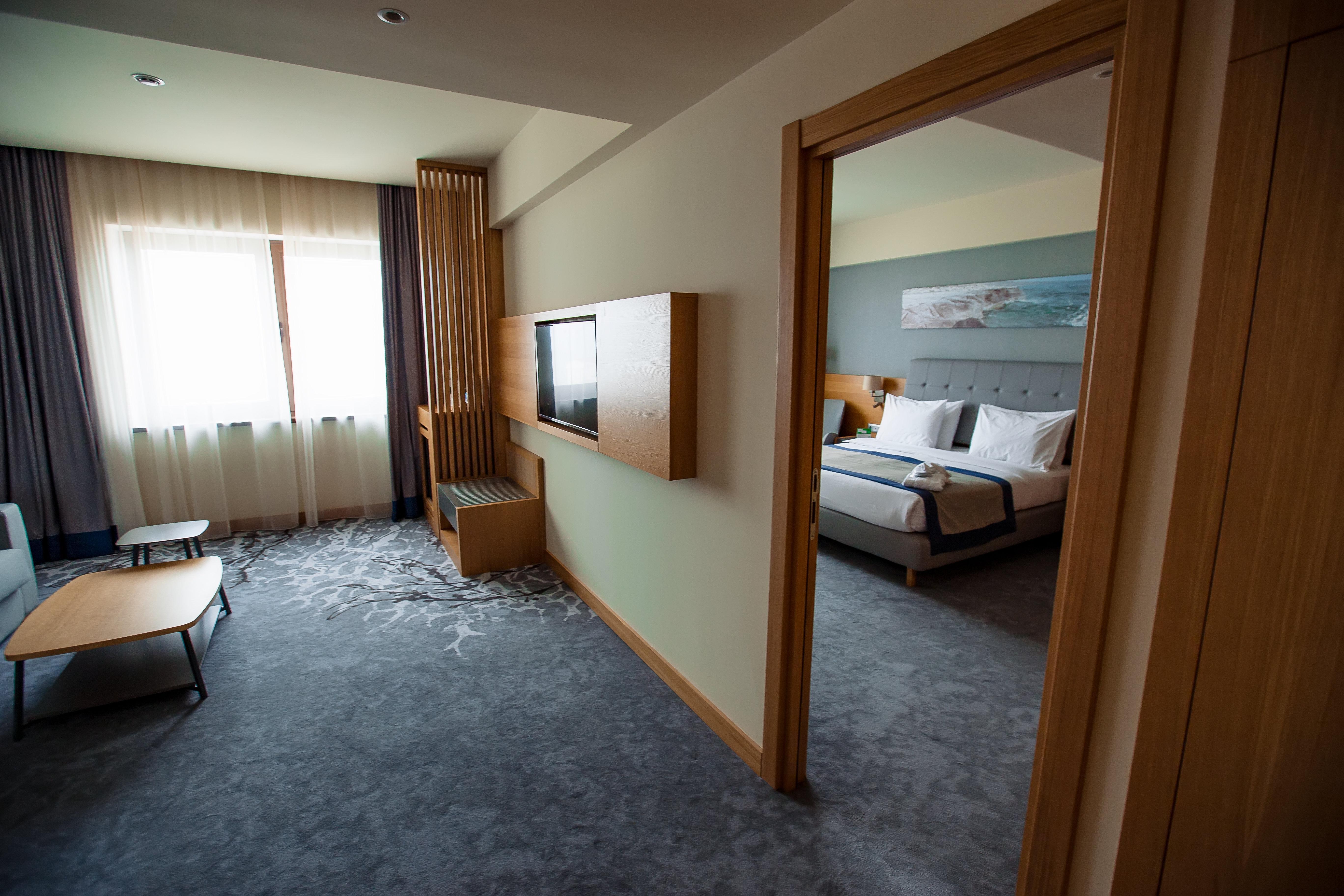Holiday Inn - Aktau - Seaside By Ihg Exterior foto